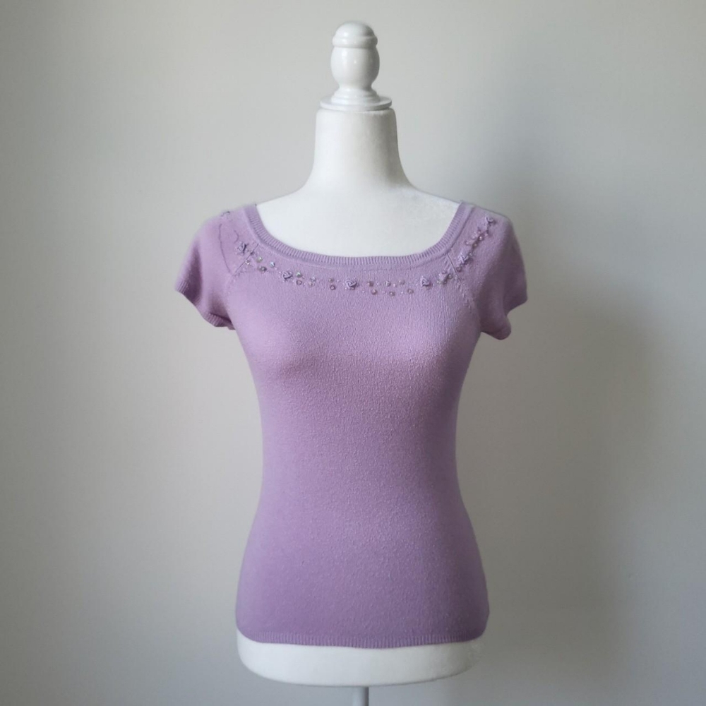Dreamy vintage lilac lavender light purple top with flowers and sequin detail
